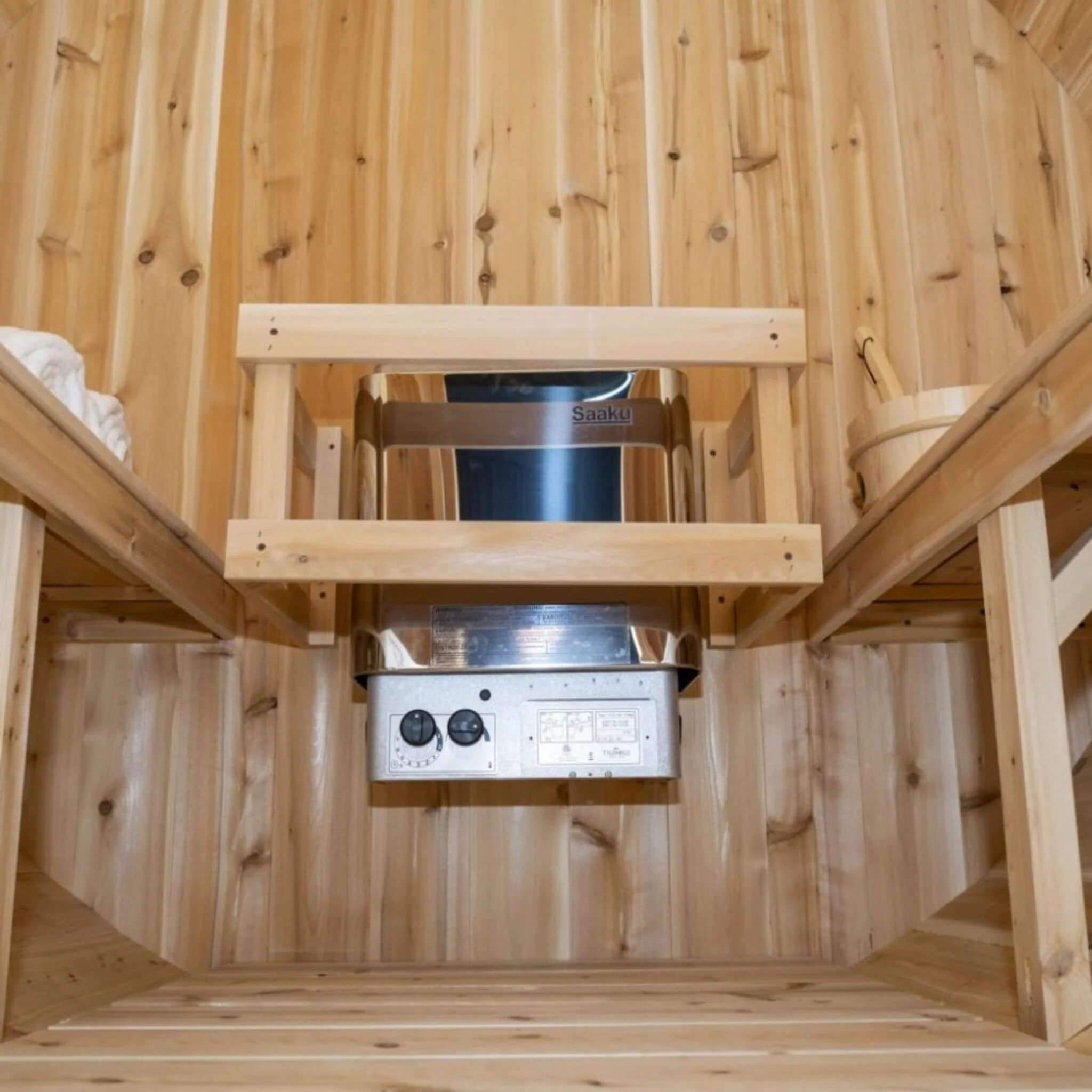 Dundalk Leisurecraft 84-Inch 4-Person Canadian Timber Harmony Barrel Sauna With Solid Wood Benches [CTC22W] (SAK96842) - Image 4