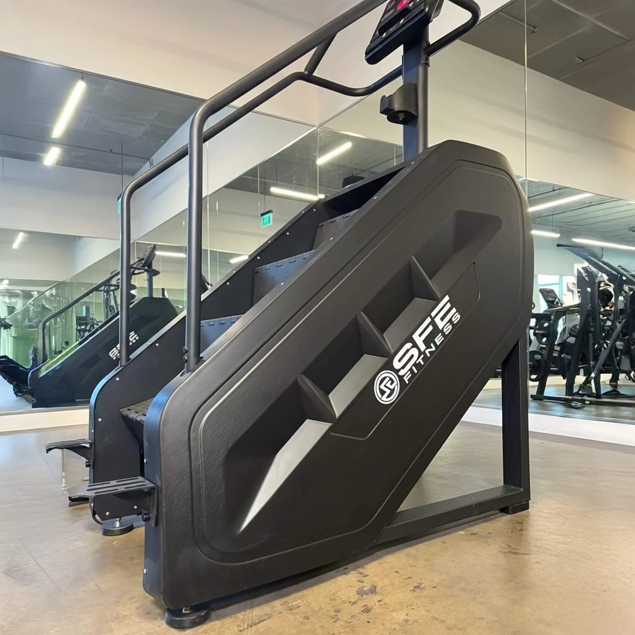 SFE Commercial Stepmill Pro Stairmaster With Revolving Steps And Performance Monitor [SFESTEPPER-1] (SAK98531) - Image 4